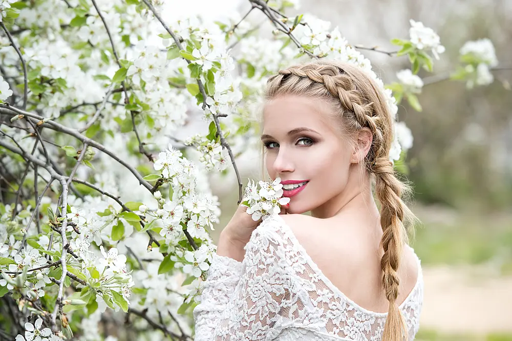 hair styles for spring weddings